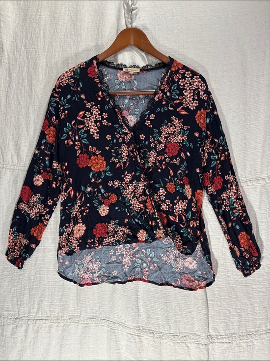Democracy Tops - Democracy Floral Wrap Blouse Navy Blue High Low Faux Wrap Lace Trim Boho XS